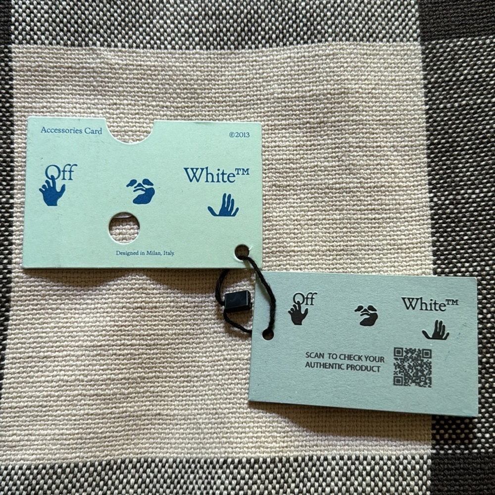 Off-White Keyring - Picture 3 of 3